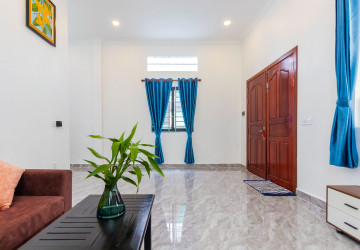 2 Bedroom House For Rent - Sangkat Siem Reap, Siem Reap thumbnail