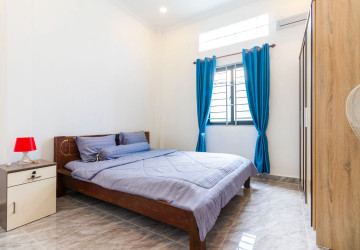 2 Bedroom House For Rent - Sangkat Siem Reap, Siem Reap thumbnail