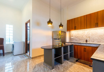 2 Bedroom House For Rent - Sangkat Siem Reap, Siem Reap thumbnail