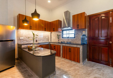 2 Bedroom House For Rent - Sangkat Siem Reap, Siem Reap thumbnail