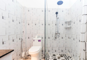 2 Bedroom House For Rent - Sangkat Siem Reap, Siem Reap thumbnail