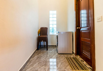 2 Bedroom House For Rent - Sangkat Siem Reap, Siem Reap thumbnail