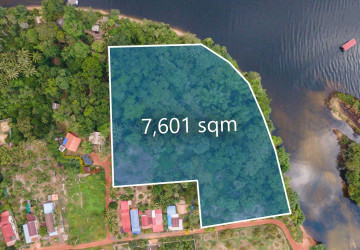 7,601 Sqm Land For Sale - Along Preaek Tuek Chu, Kampot Province thumbnail
