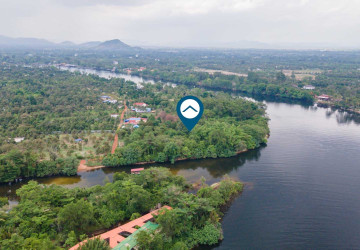 7,601 Sqm Land For Sale - Along Preaek Tuek Chu, Kampot Province thumbnail