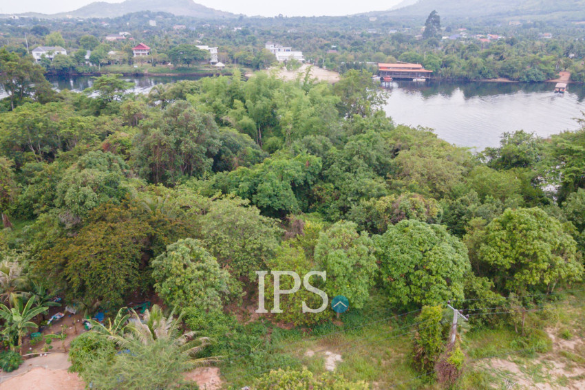 7,601 Sqm Land For Sale - Along Preaek Tuek Chu, Kampot Province