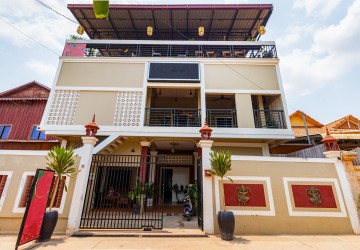 6 Unit Apartment Building For Rent - Svay Dangkum, Siem Reap thumbnail