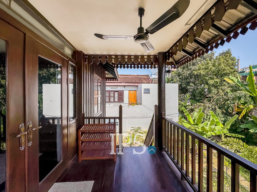 2 Bedroom Wooden House For Rent - Sala Kamreuk, Siem Reap