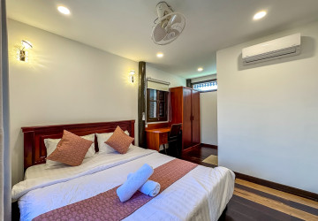 2 Bedroom Wooden House For Rent - Sala Kamreuk, Siem Reap thumbnail