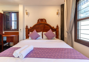 2 Bedroom Wooden House For Rent - Sala Kamreuk, Siem Reap thumbnail