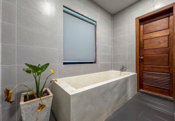 1 Bedroom Apartment For Rent - Sala Kamreuk, Siem Reap thumbnail