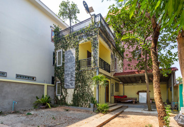 3 Bedroom Villa Compound For Rent - Kouk Chak, Siem Reap thumbnail