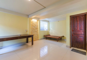 3 Bedroom Villa Compound For Rent - Kouk Chak, Siem Reap thumbnail