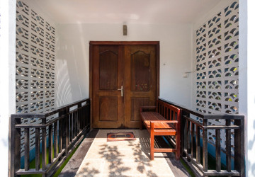 3 Bedroom Villa Compound For Rent - Kouk Chak, Siem Reap thumbnail