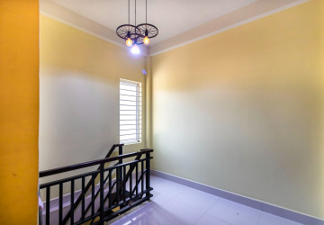 3 Bedroom Villa Compound For Rent - Kouk Chak, Siem Reap thumbnail