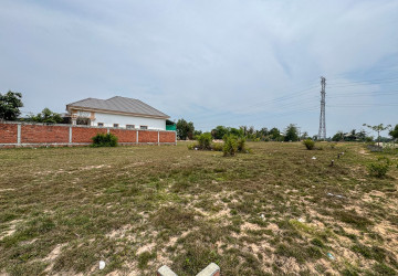 519 Sqm Land For Sale - Kandaek, Prasat Bakong, Siem Reap thumbnail