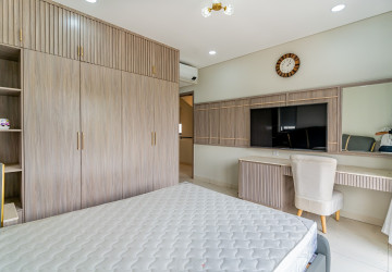 6 Bedroom Villa Udom For Rent - Chankiri Palm Creek, Preaek Kampues, Phnom Penh thumbnail