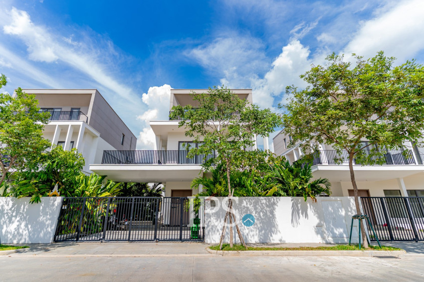 6 Bedroom Villa Udom For Rent - Chankiri Palm Creek, Preaek Kampues, Phnom Penh