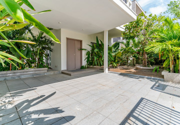 6 Bedroom Villa Udom For Rent - Chankiri Palm Creek, Preaek Kampues, Phnom Penh thumbnail