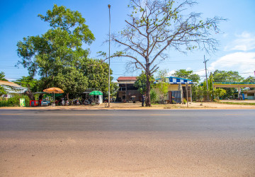 490 Sqm Commercial Land For Rent - Kandaek, Prasat Bakong, Siem Reap thumbnail