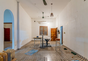120 Sqm Commercial Villa For Rent - Tonle Bassac, Phnom Penh thumbnail