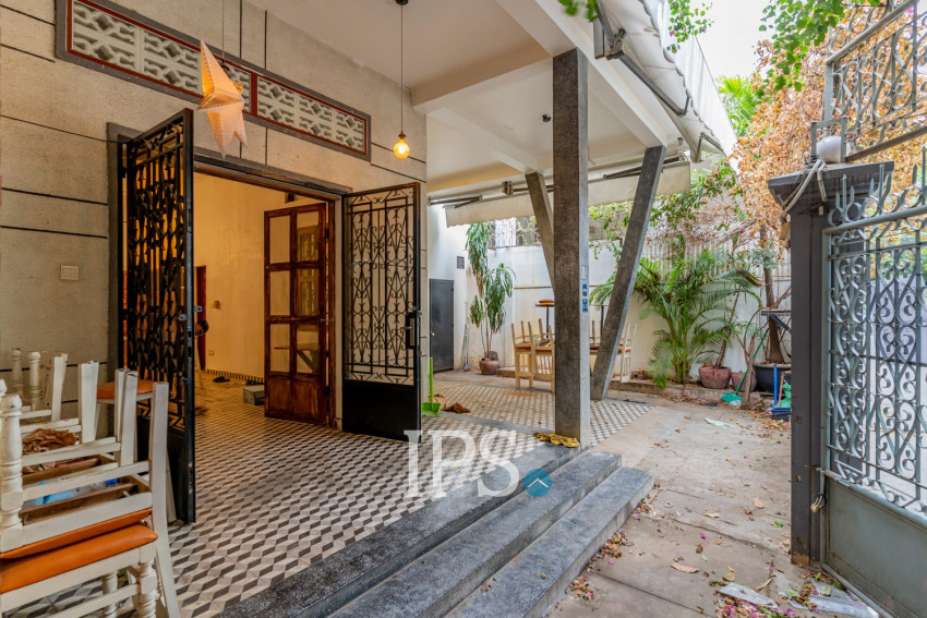 120 Sqm Commercial Villa For Rent - Tonle Bassac, Phnom Penh