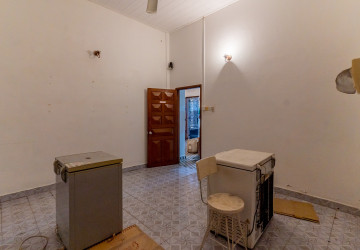 120 Sqm Commercial Villa For Rent - Tonle Bassac, Phnom Penh thumbnail