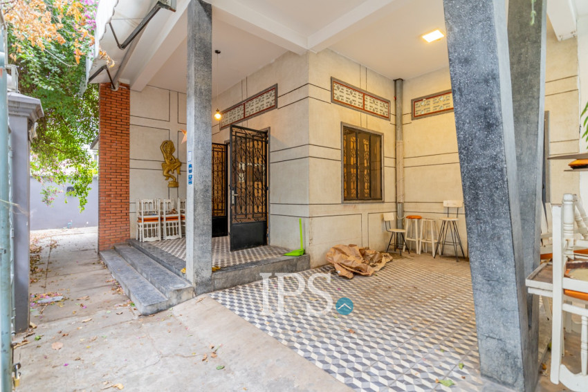 120 Sqm Commercial Villa For Rent - Tonle Bassac, Phnom Penh