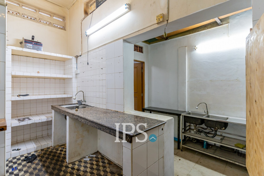 120 Sqm Commercial Villa For Rent - Tonle Bassac, Phnom Penh