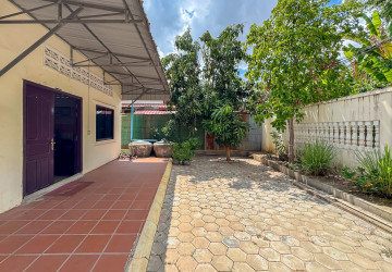 3 Bedroom Compound House For Sale - Sala Kamreuk, Siem Reap thumbnail