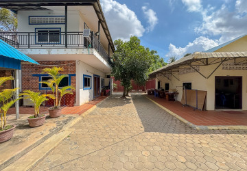 3 Bedroom Compound House For Sale - Sala Kamreuk, Siem Reap thumbnail