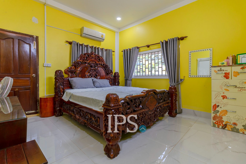 3 Bedroom Compound House For Sale - Sala Kamreuk, Siem Reap