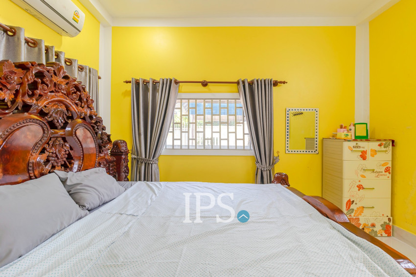 3 Bedroom Compound House For Sale - Sala Kamreuk, Siem Reap