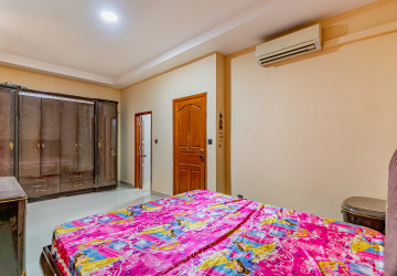 4 Bedroom Twin Villa For Sale - Borey New World, Sen Sok, Phnom Penh thumbnail