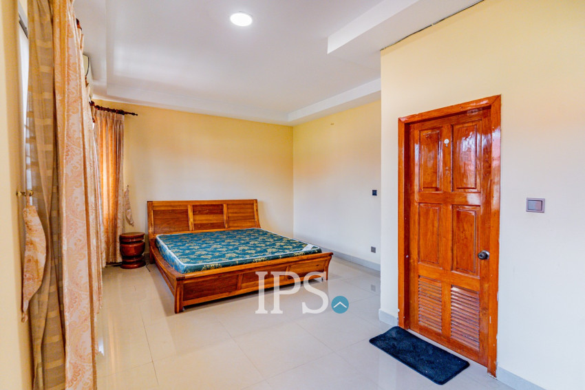 4 Bedroom Twin Villa For Sale - Borey New World, Sen Sok, Phnom Penh