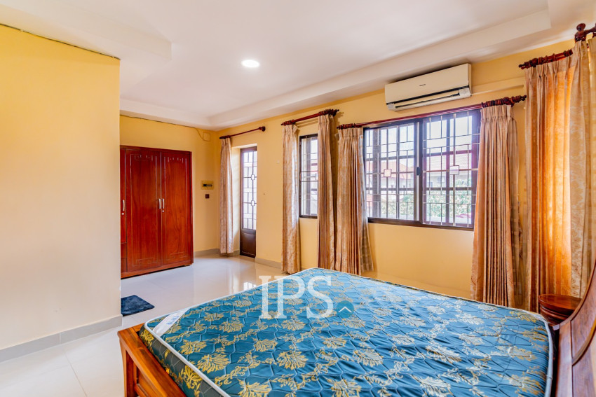 4 Bedroom Twin Villa For Sale - Borey New World, Sen Sok, Phnom Penh