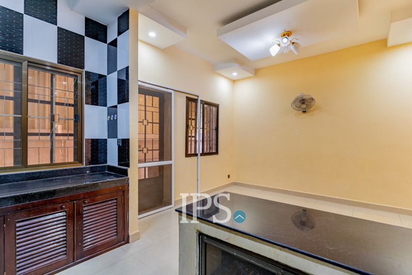 4 Bedroom Twin Villa For Sale - Borey New World, Sen Sok, Phnom Penh