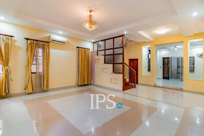 4 Bedroom Twin Villa For Sale - Borey New World, Sen Sok, Phnom Penh
