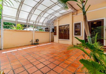 4 Bedroom Twin Villa For Sale - Borey New World, Sen Sok, Phnom Penh thumbnail