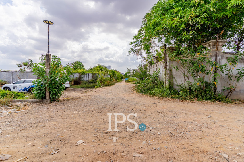 600 Sqm Land For Sale - Sen Sok, Phnom Penh