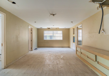460 Sqm Retail Space For Rent - BKK1, Phnom Penh thumbnail