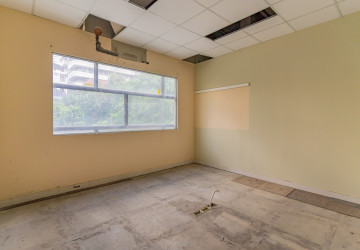 460 Sqm Retail Space For Rent - BKK1, Phnom Penh thumbnail
