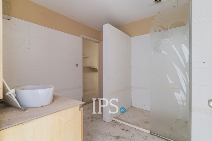 460 Sqm Retail Space For Rent - BKK1, Phnom Penh
