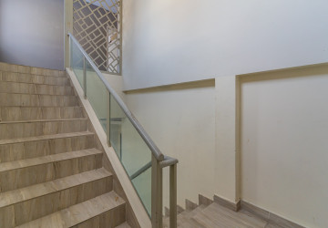 460 Sqm Retail Space For Rent - BKK1, Phnom Penh thumbnail
