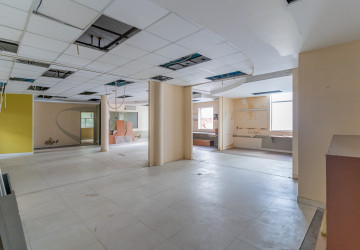 460 Sqm Retail Space For Rent - BKK1, Phnom Penh thumbnail