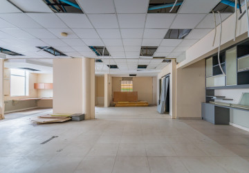 460 Sqm Retail Space For Rent - BKK1, Phnom Penh thumbnail