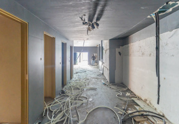 769 Sqm Commercial Building For Rent - Beoung Prolit, Phnom Penh thumbnail
