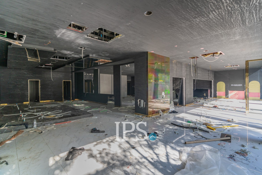 769 Sqm Commercial Building For Rent - Beoung Prolit, Phnom Penh