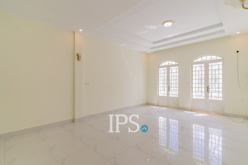 4 Bedroom Shophouse For Sale -  Borey ST, Khan Dangkao, Phnom Penh