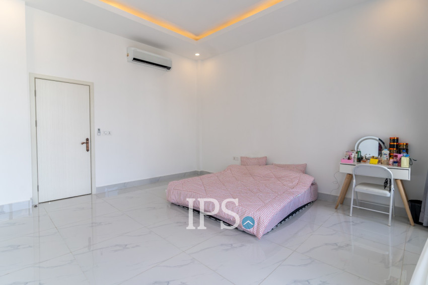6 Bedroom Prince Villa For Rent - The ML Tiara, Ta Khmau, Kandal Province