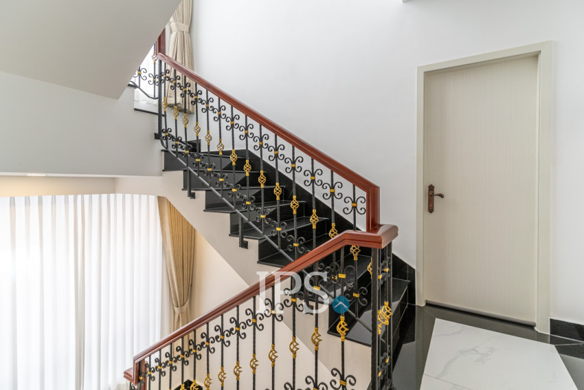 6 Bedroom Prince Villa For Rent - The ML Tiara, Ta Khmau, Kandal Province